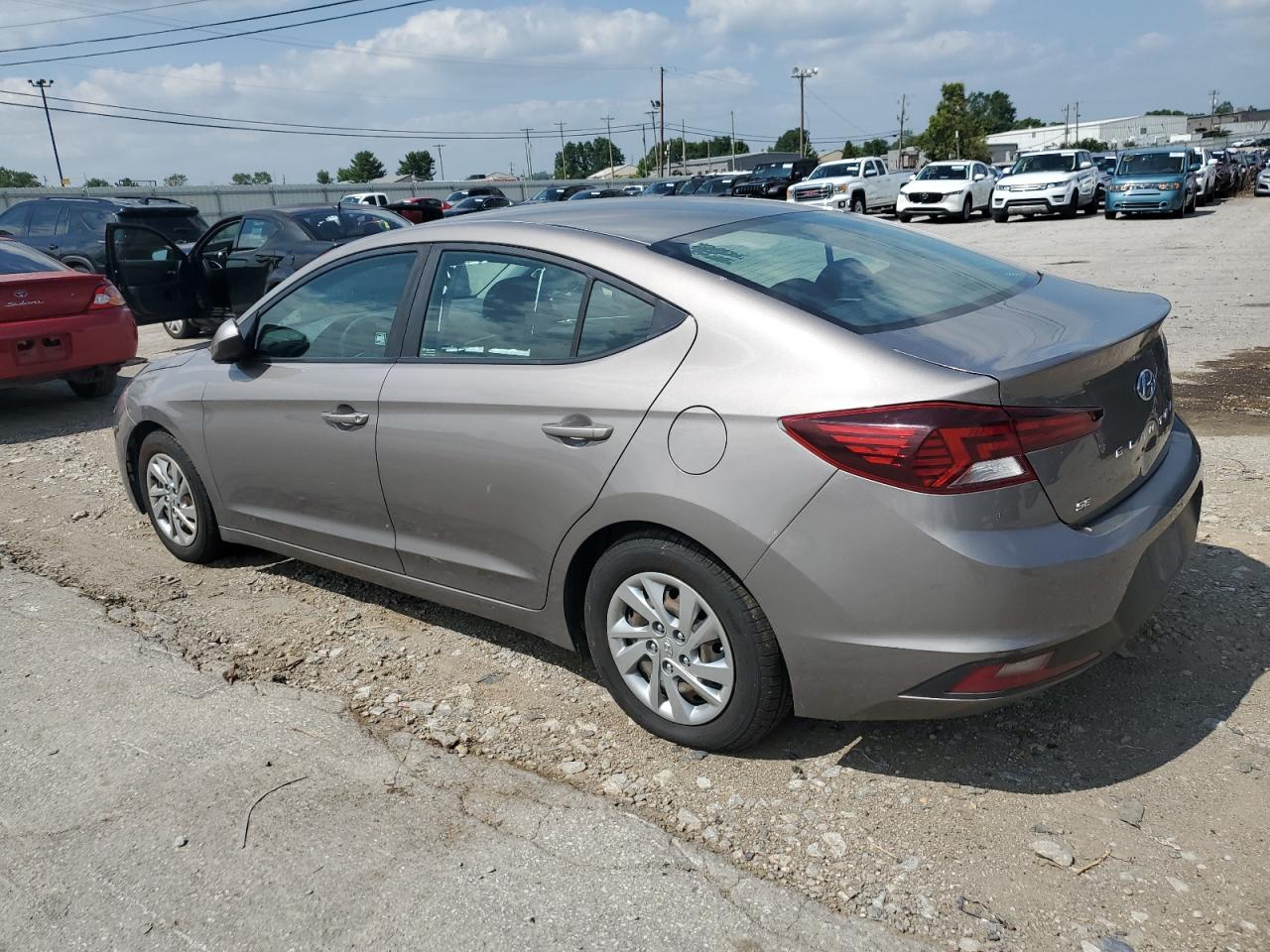 KMHD74LF4LU977493 Hyundai Elantra SE 2