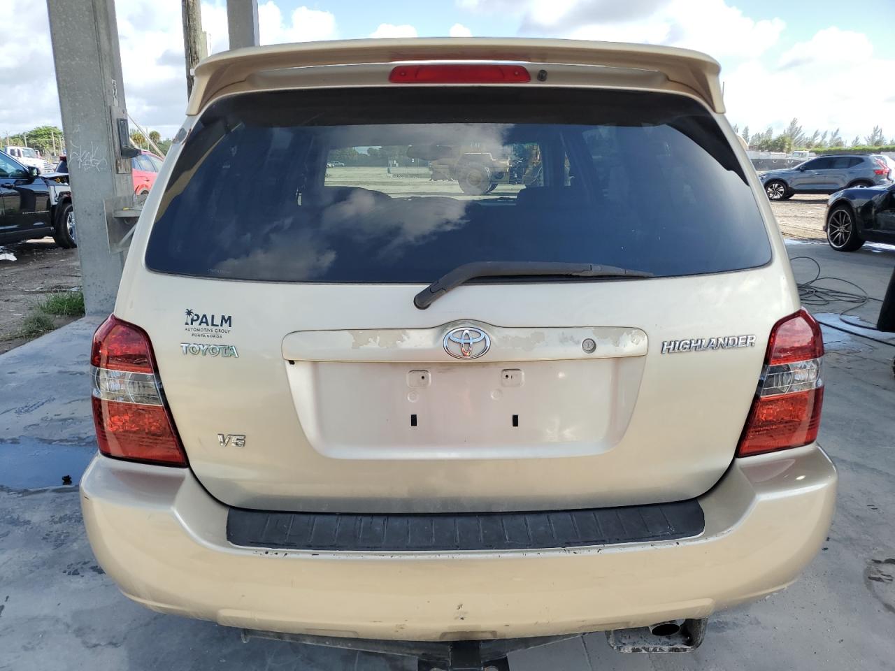 2005 Toyota Highlander Limited VIN: JTEDP21A150051364 Lot: 67251614