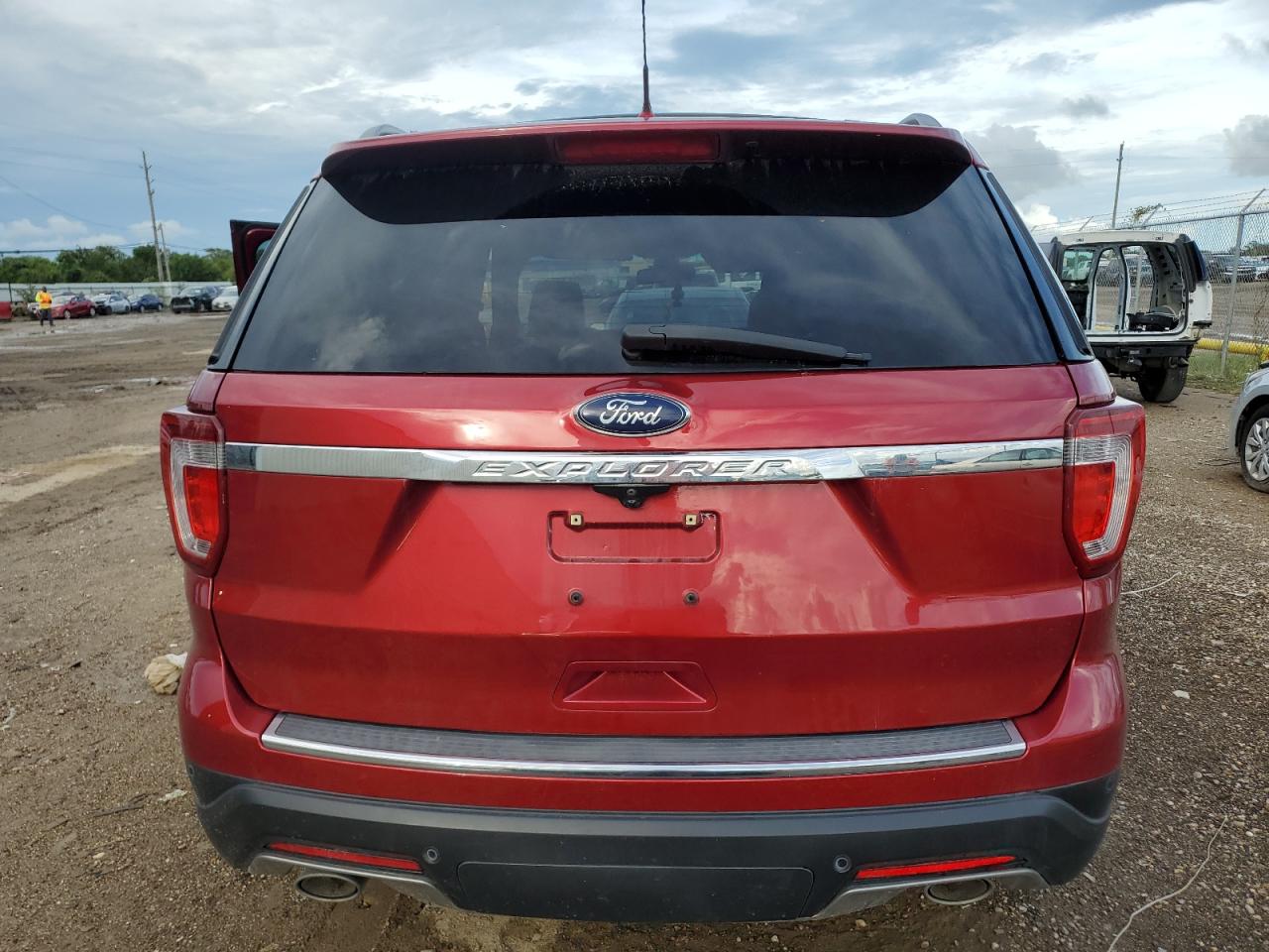 2018 Ford Explorer Xlt VIN: 1FM5K7D86JGC69133 Lot: 69449924