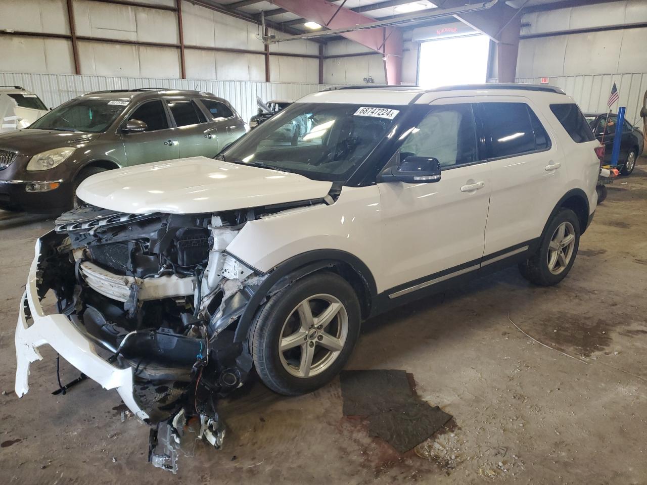 2016 Ford Explorer - Image 1