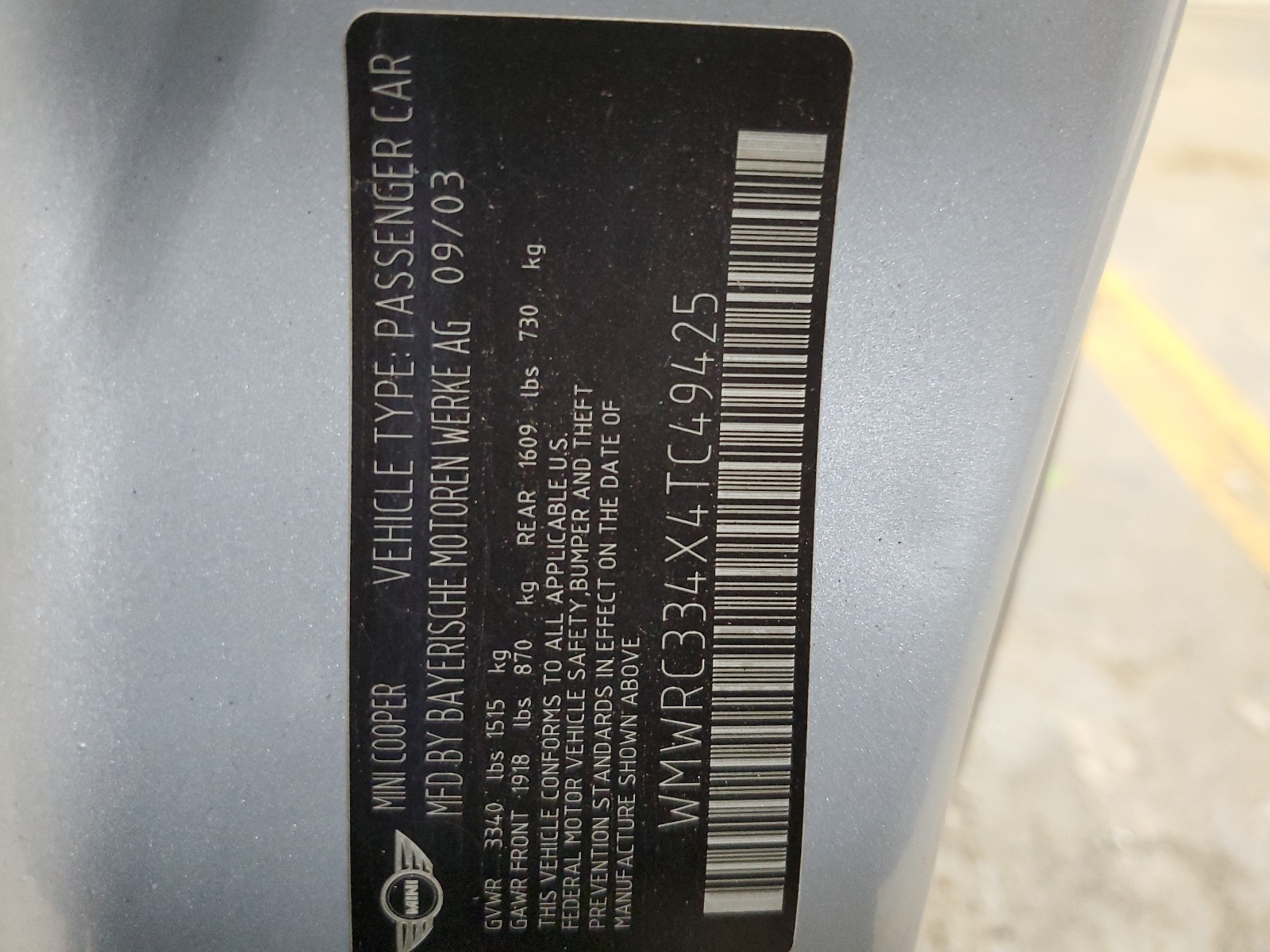 WMWRC334X4TC49425 2004 Mini Cooper