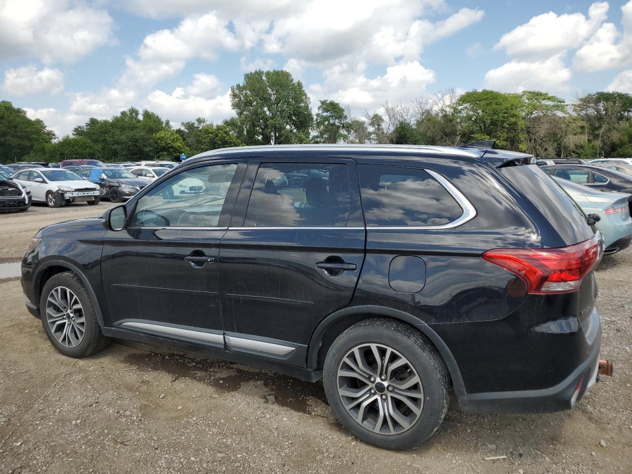 VIN JA4AZ3A36HZ040959 2017 MITSUBISHI OUTLANDER no.2