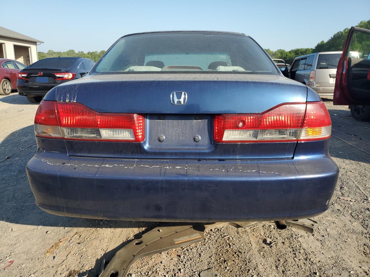 2001 Honda Accord Lx VIN: 1HGCG66511A077942 Lot: 68271964
