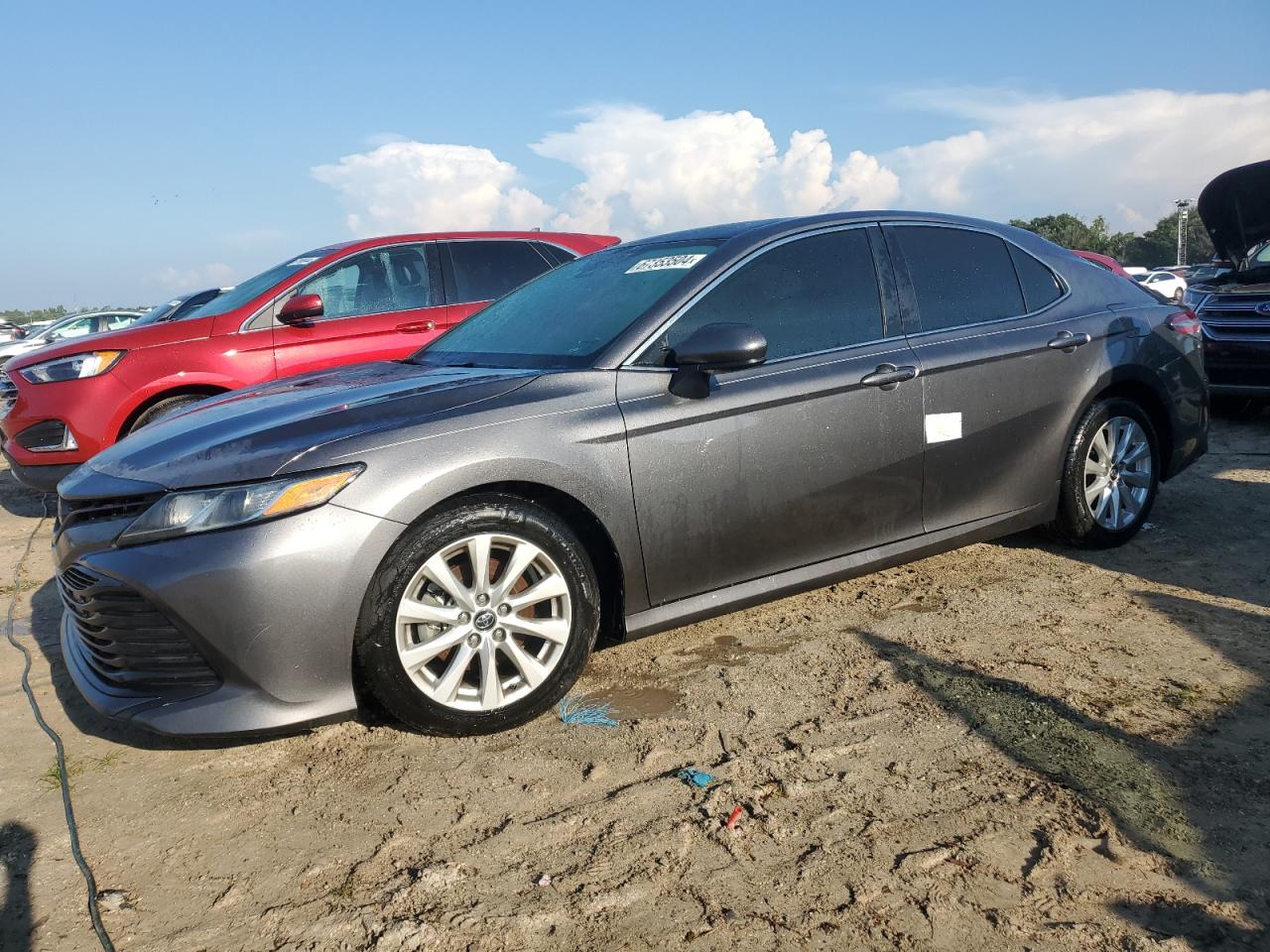 4T1B11HK1KU264854 2019 TOYOTA CAMRY - Image 1