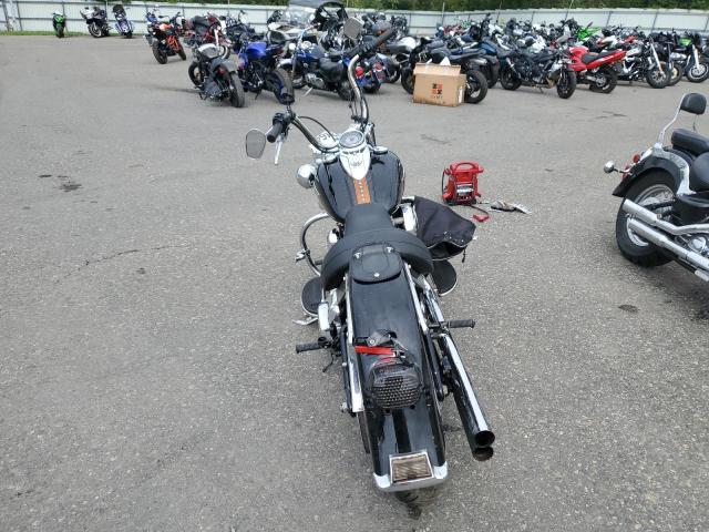 2010 HARLEY-DAVIDSON FLSTC 