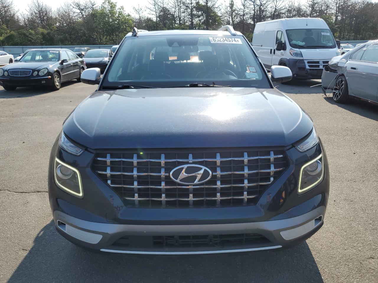 2021 Hyundai Venue Sel VIN: KMHRC8A39MU086795 Lot: 65234574