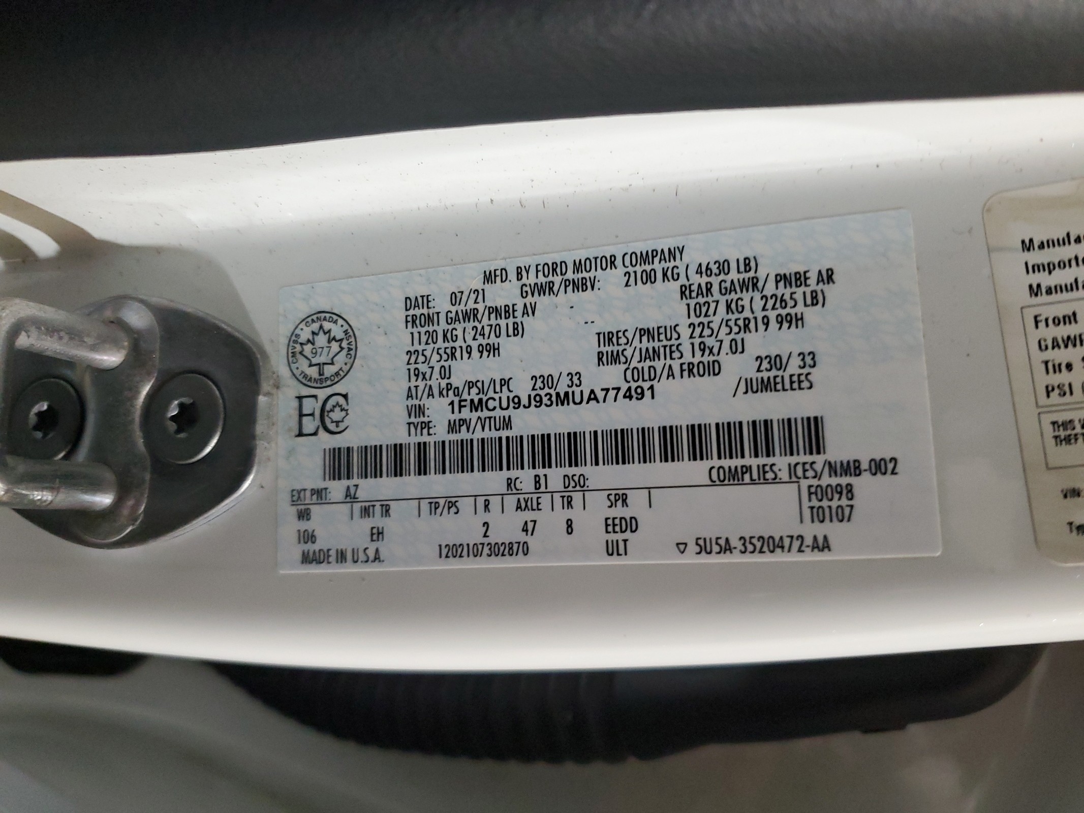 1FMCU9J93MUA77491 2021 Ford Escape Titanium