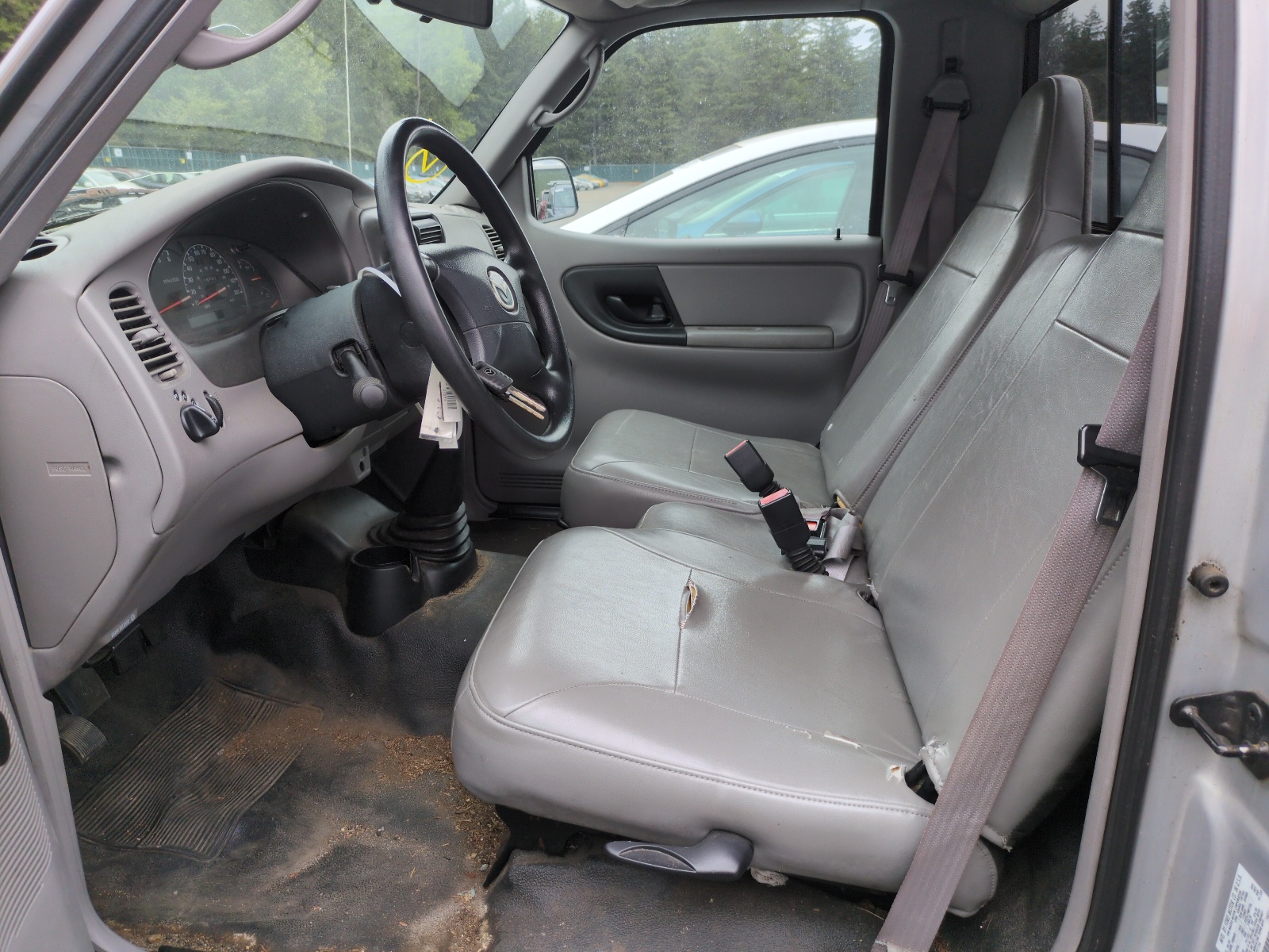 4F4YR12D63TM01156 2003 Mazda B2300