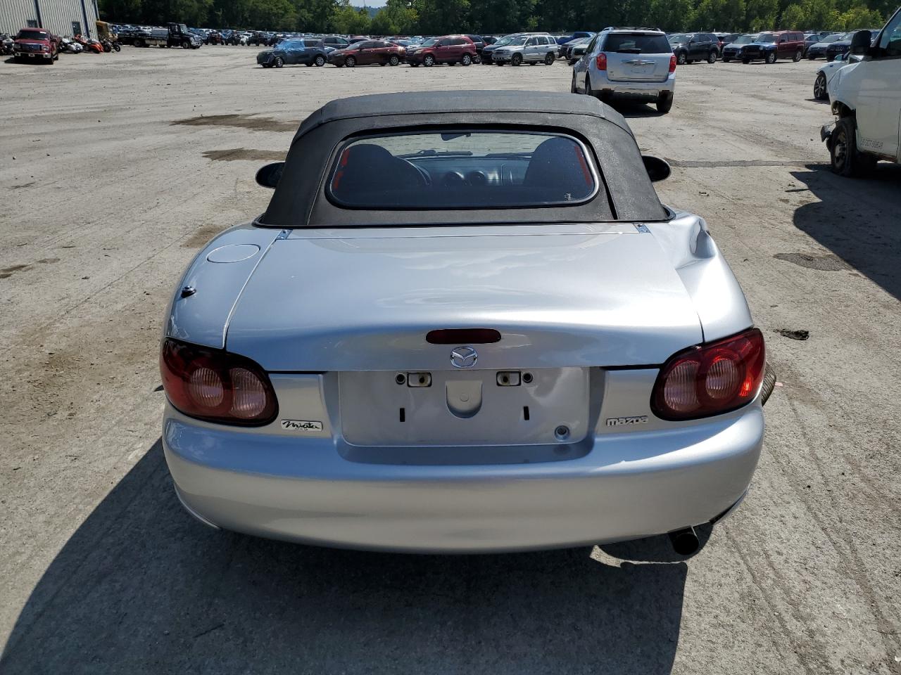 2003 Mazda Mx-5 Miata Base VIN: JM1NB353230306691 Lot: 67385614