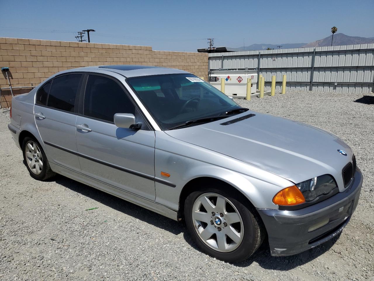 2001 BMW 325 I VIN: WBAAV334X1FU79917 Lot: 66799354