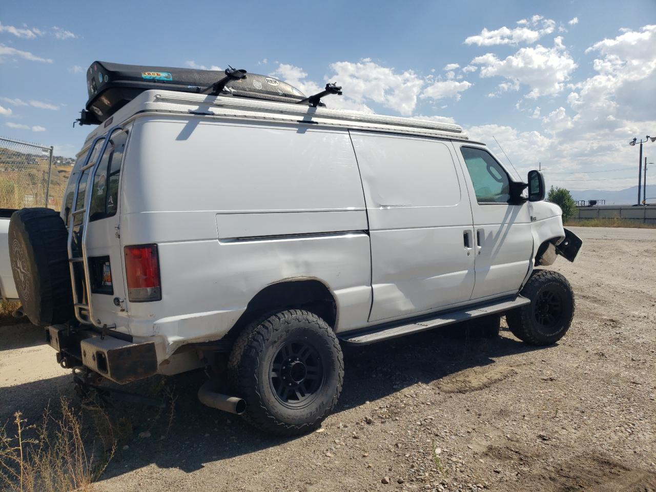 2008 Ford Econoline - Image 3