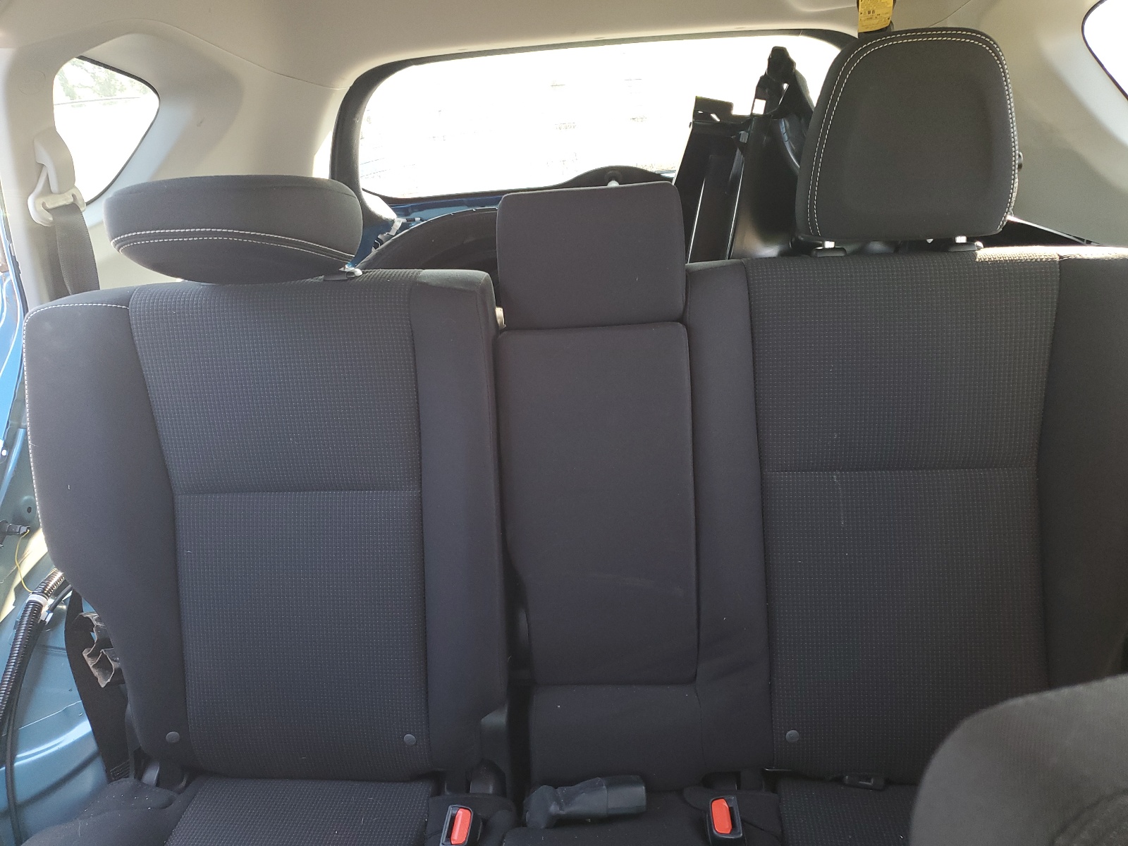 JTMRFREV2HJ169862 2017 Toyota Rav4 Xle