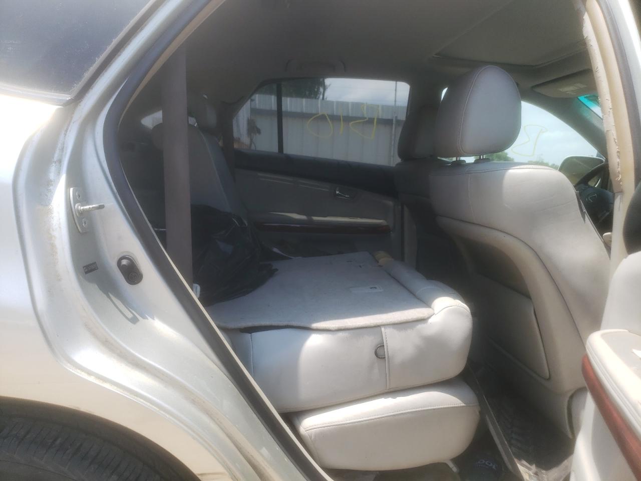 2005 Lexus Rx 330 VIN: JTJGA31U050050500 Lot: 66800784