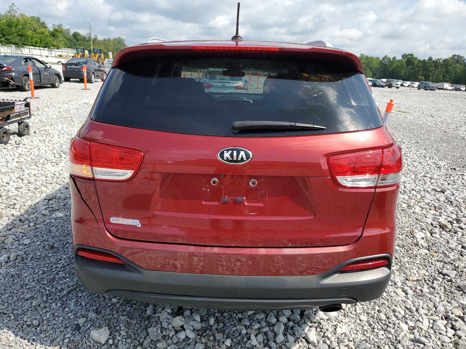 2017 Kia Sorento Lx vin: 5XYPGDA52HG292185