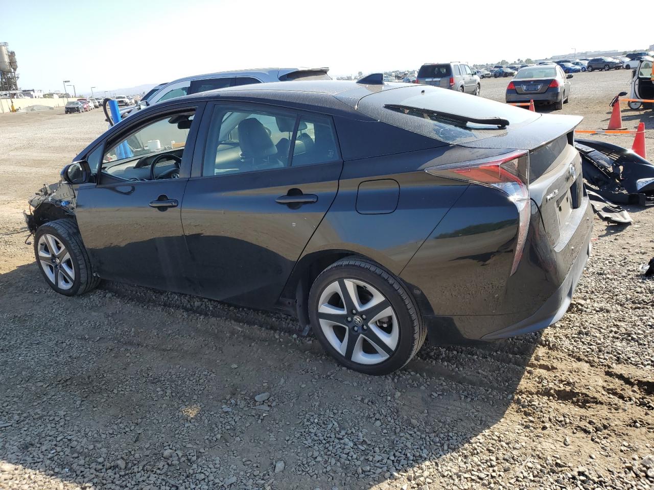 2018 Toyota Prius - Image 2