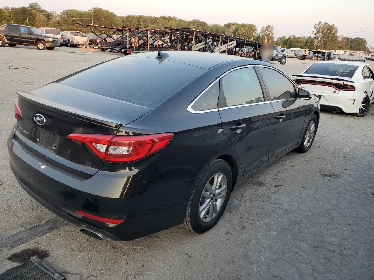 2017 Hyundai Sonata Se VIN: 5NPE24AF5HH550500 Lot: 66125474