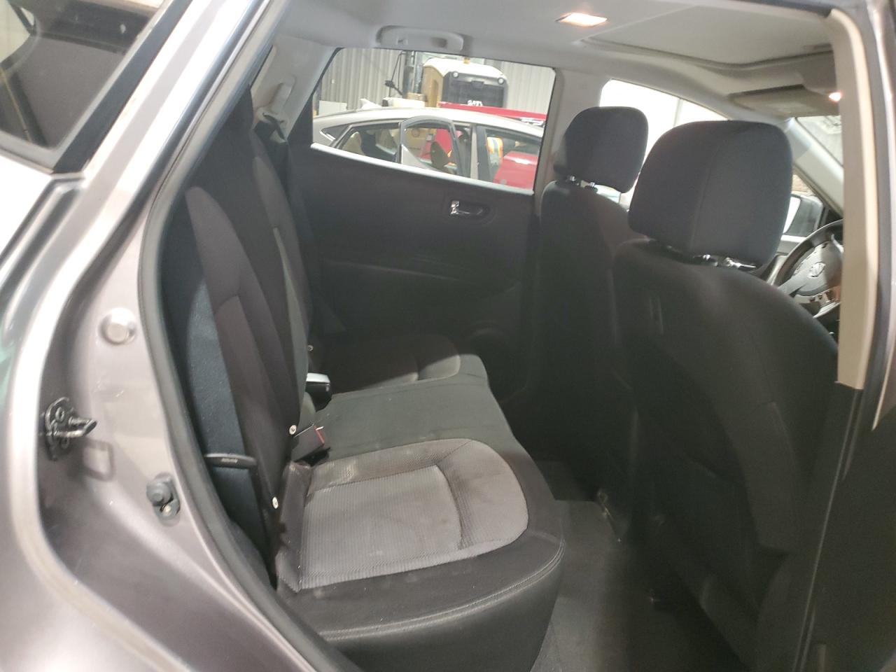 2011 Nissan Rogue S VIN: JN8AS5MV0BW284798 Lot: 66056074