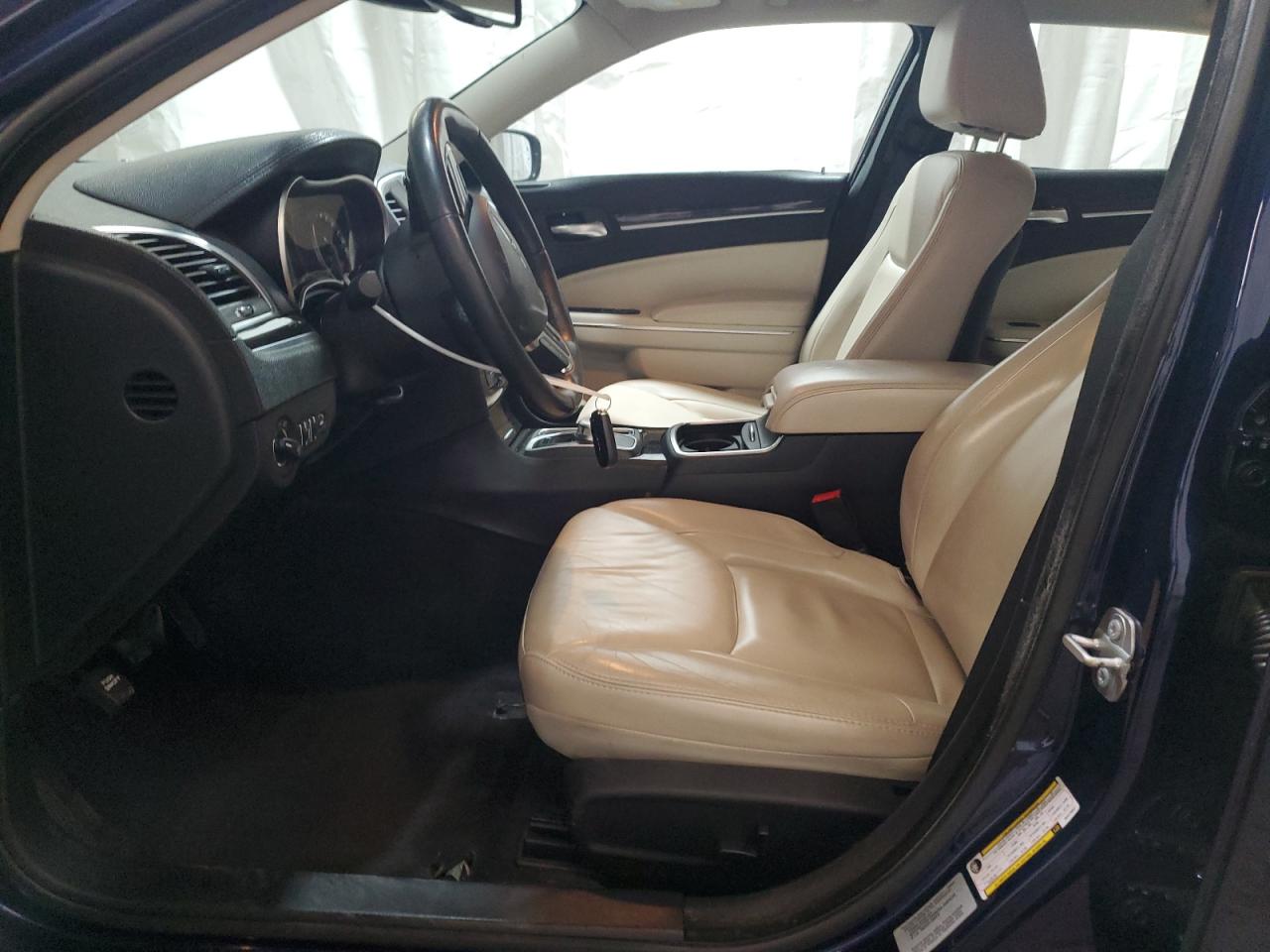 2016 Chrysler 300 Limited VIN: 2C3CCAAG3GH273837 Lot: 66417964