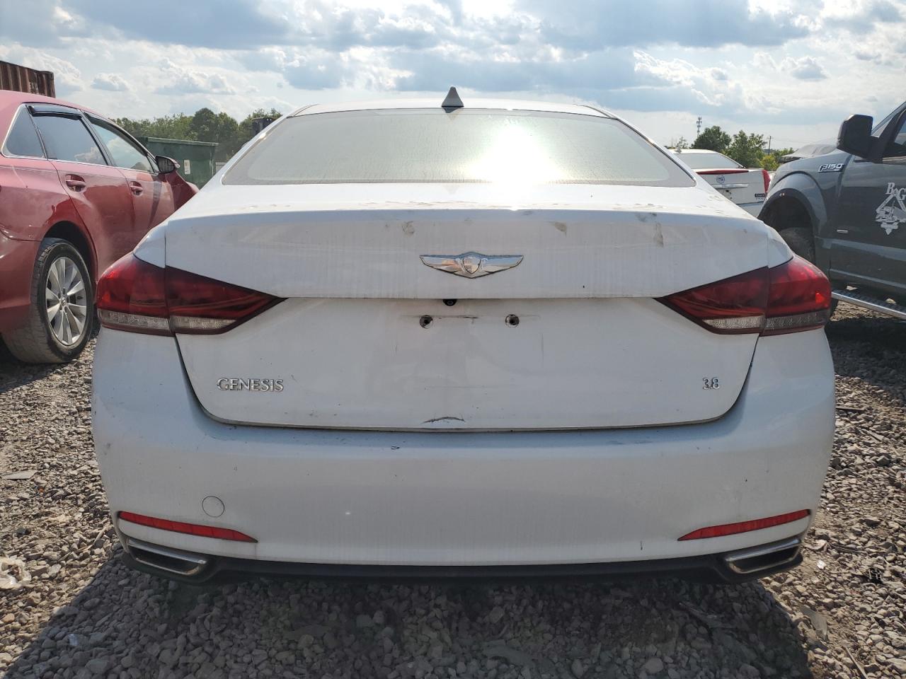 KMHGN4JE2FU046881 2015 Hyundai Genesis 3.8L