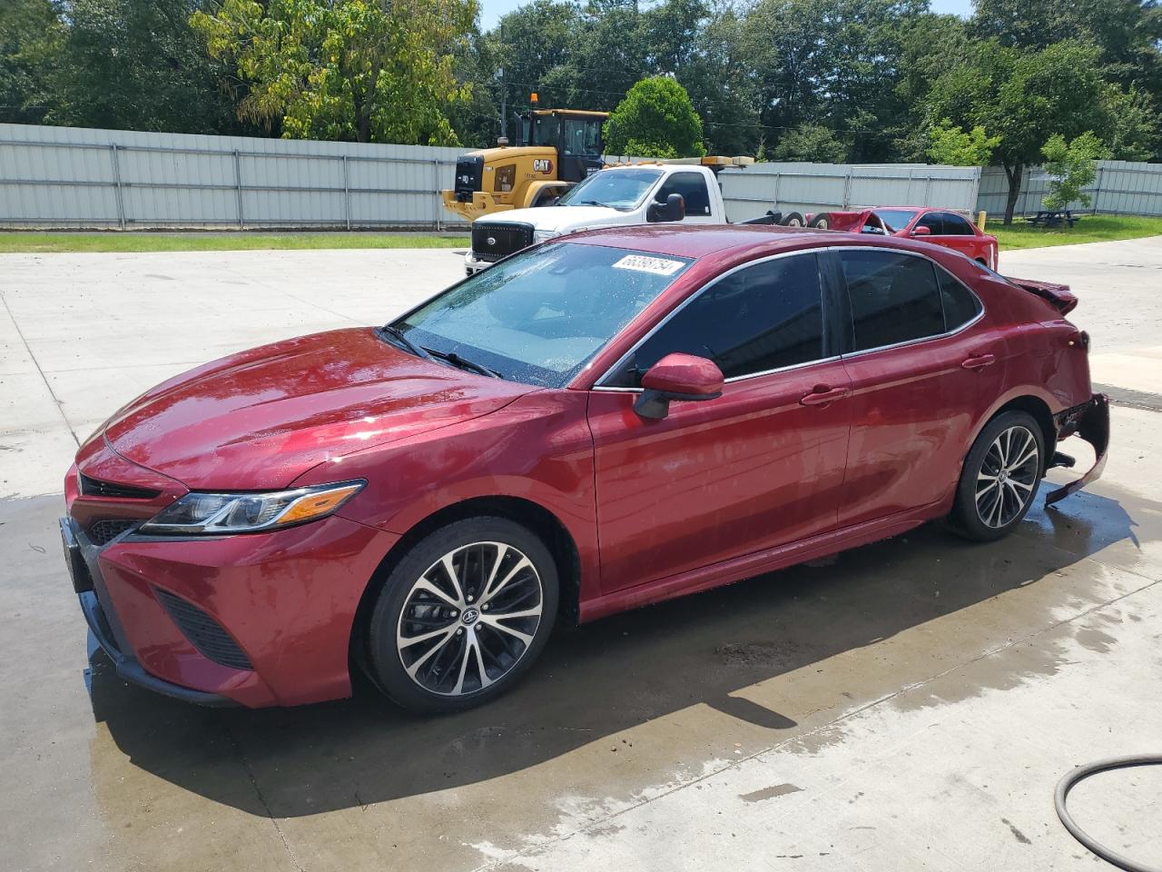 4T1B11HK1JU639270 2018 TOYOTA CAMRY - Image 1