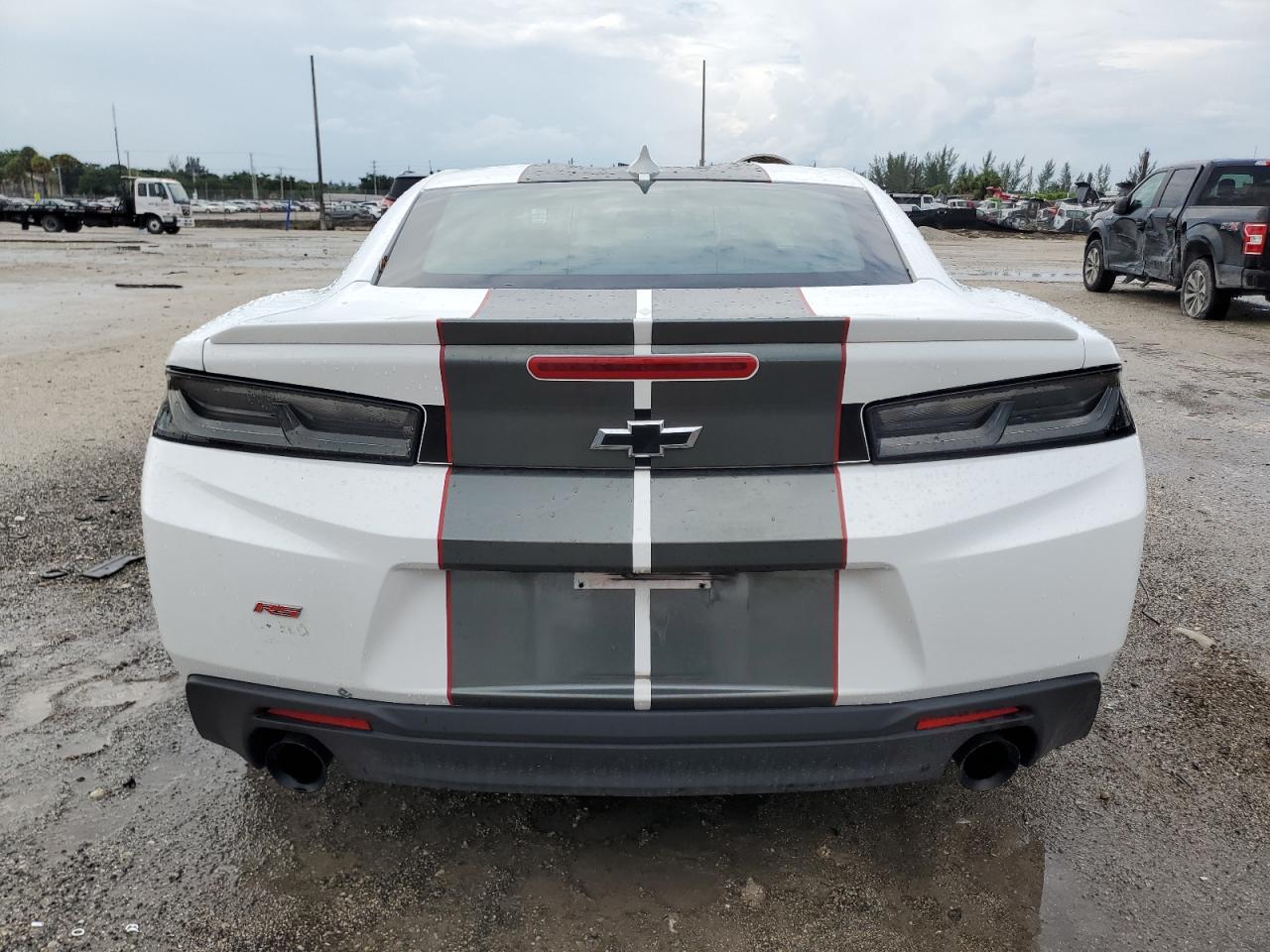 2018 Chevrolet Camaro Lt VIN: 1G1FB1RS1J0160056 Lot: 65826504