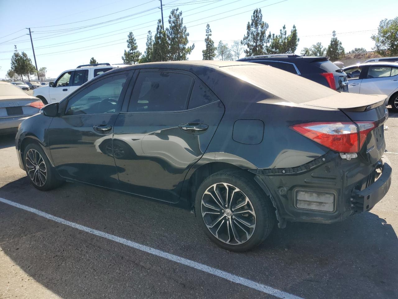 VIN 5YFBURHE6GP376736 2016 TOYOTA COROLLA no.2