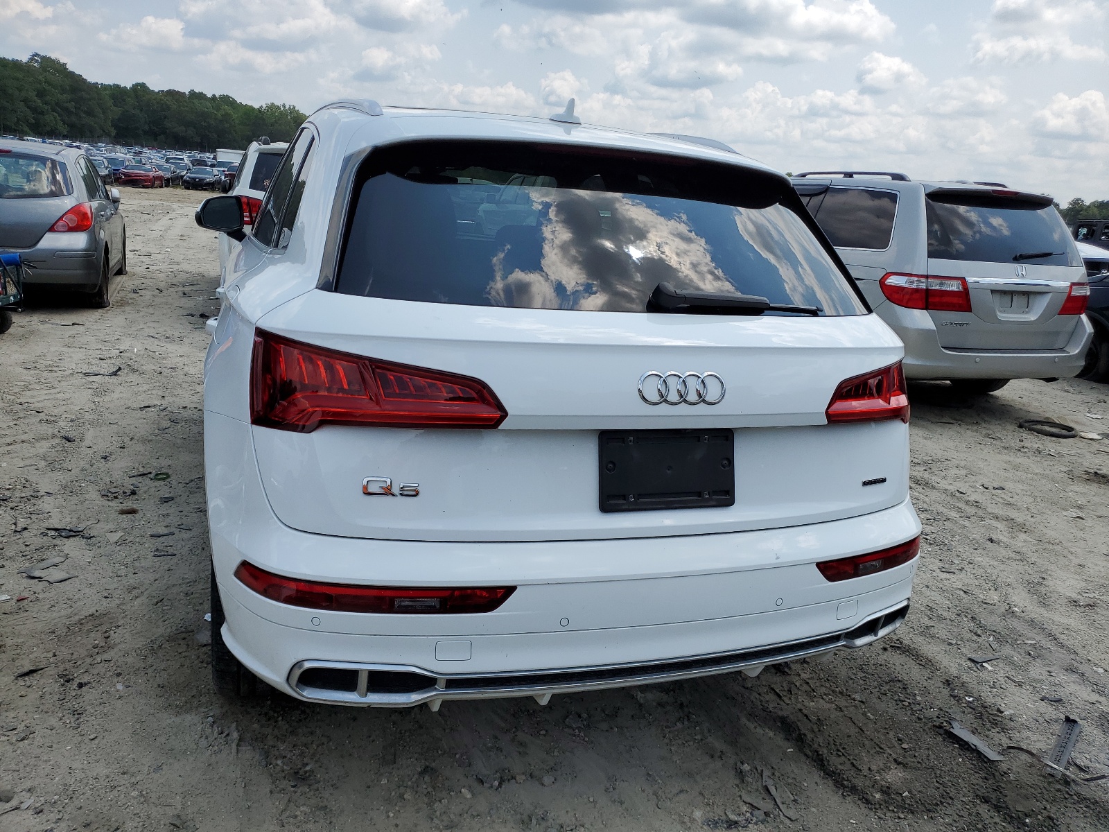 WA1F2AFY3L2048179 2020 Audi Q5 E Prestige