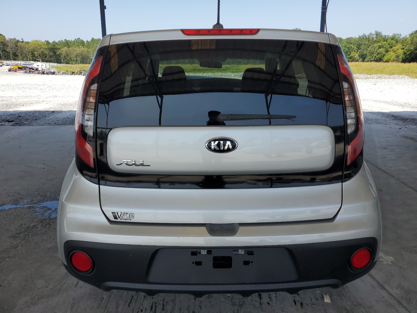 KNDJN2A24J7606248 2018 Kia Soul