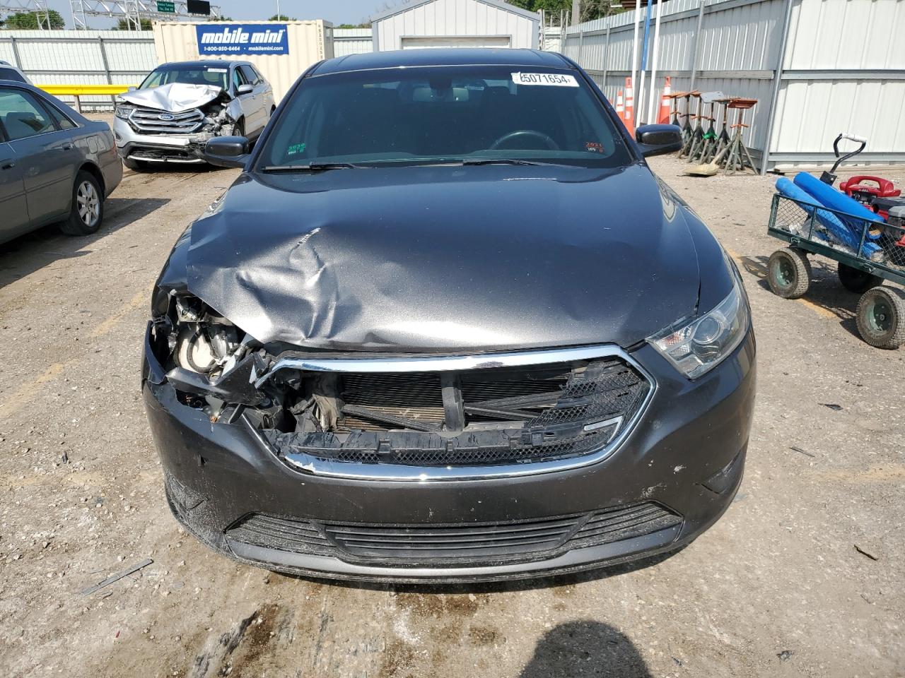 VIN 1FAHP2E80GG104407 2016 FORD TAURUS no.5