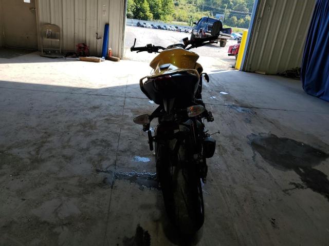 2024 TRIUMPH MOTORCYCLE STREET TRIPLE 765 RS
