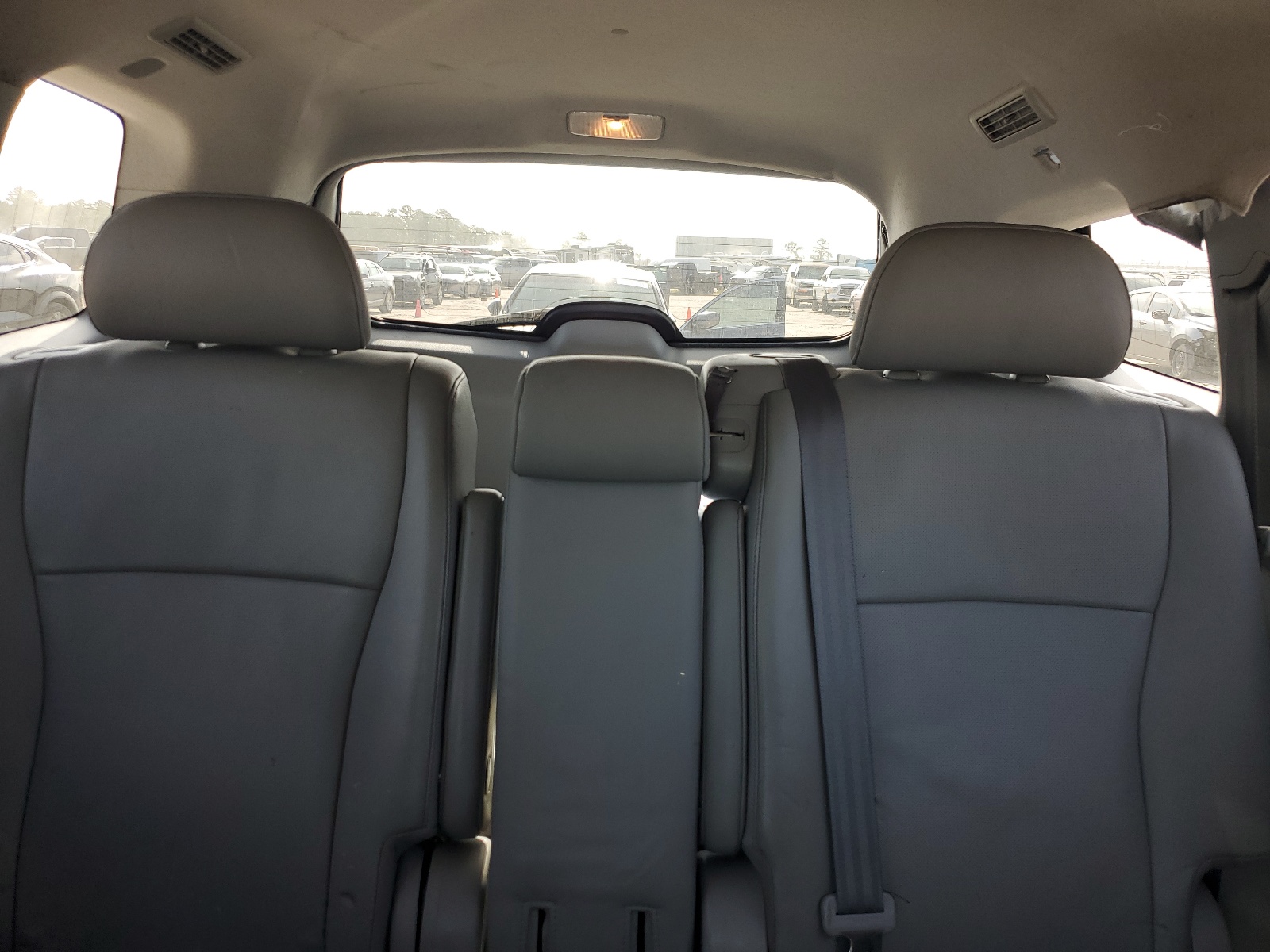 5TDYK3EH9BS034340 2011 Toyota Highlander Limited