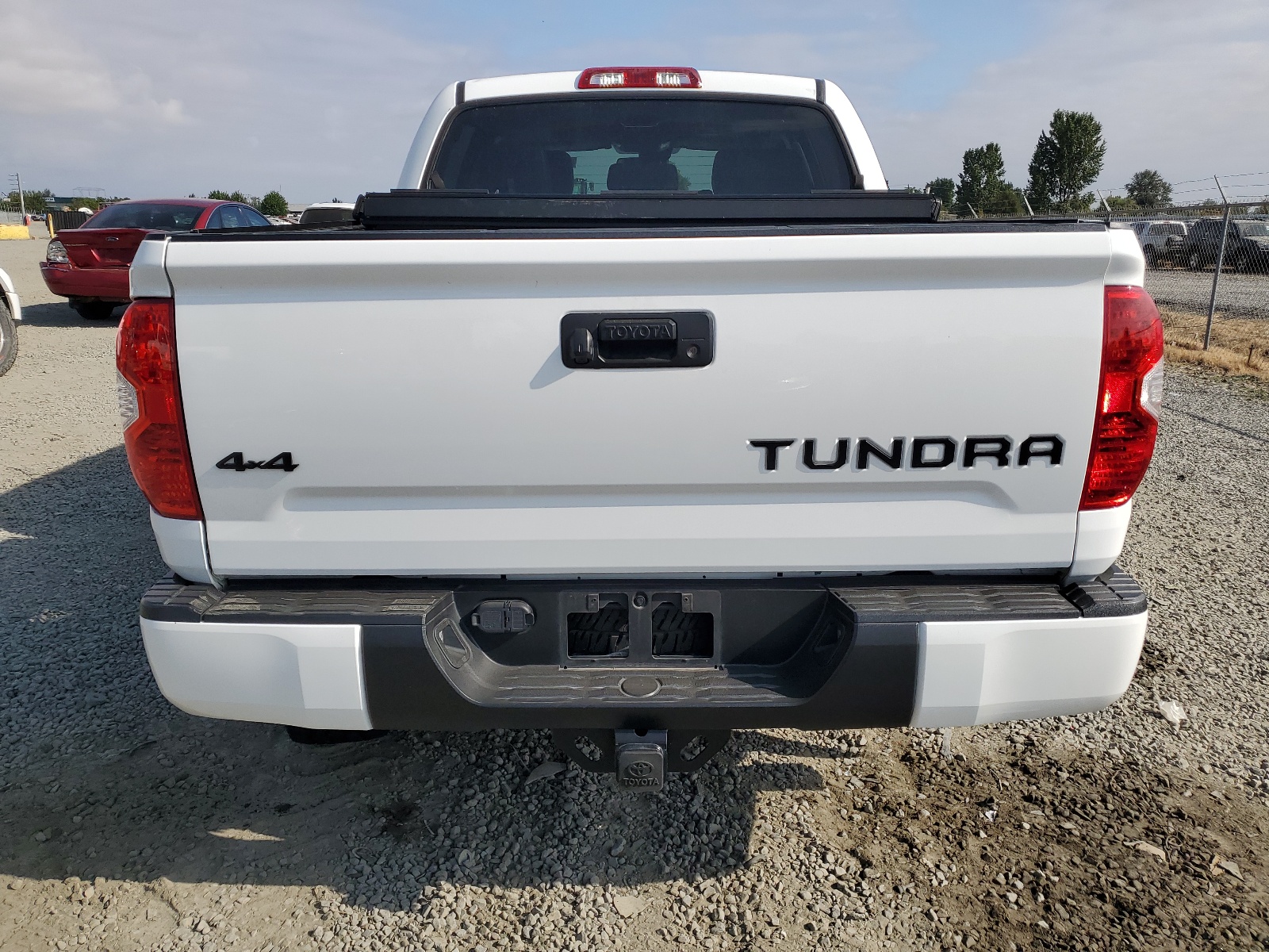 5TFDY5F13KX806108 2019 Toyota Tundra Crewmax Sr5