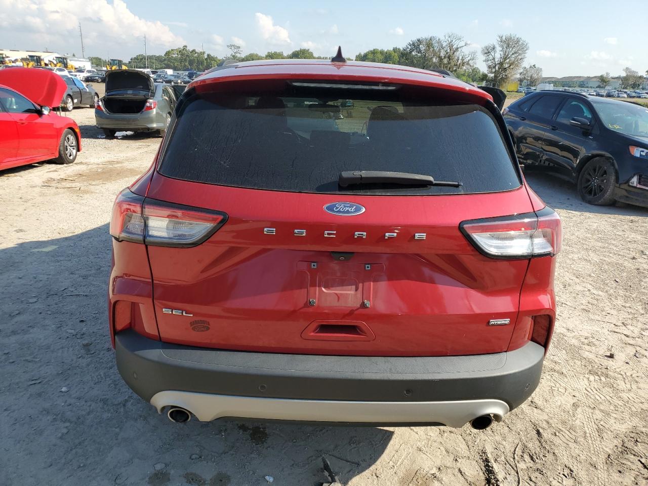2021 Ford Escape Sel VIN: 1FMCU0CZ3MUB12121 Lot: 67170274