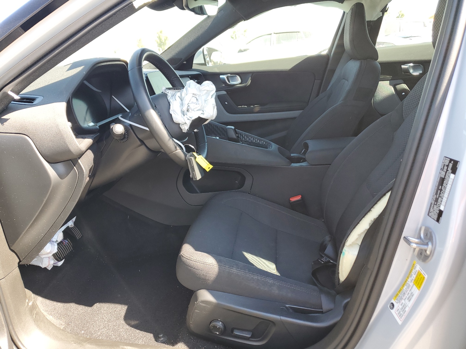 YSMED3KA5PL127891 2023 Polestar 2