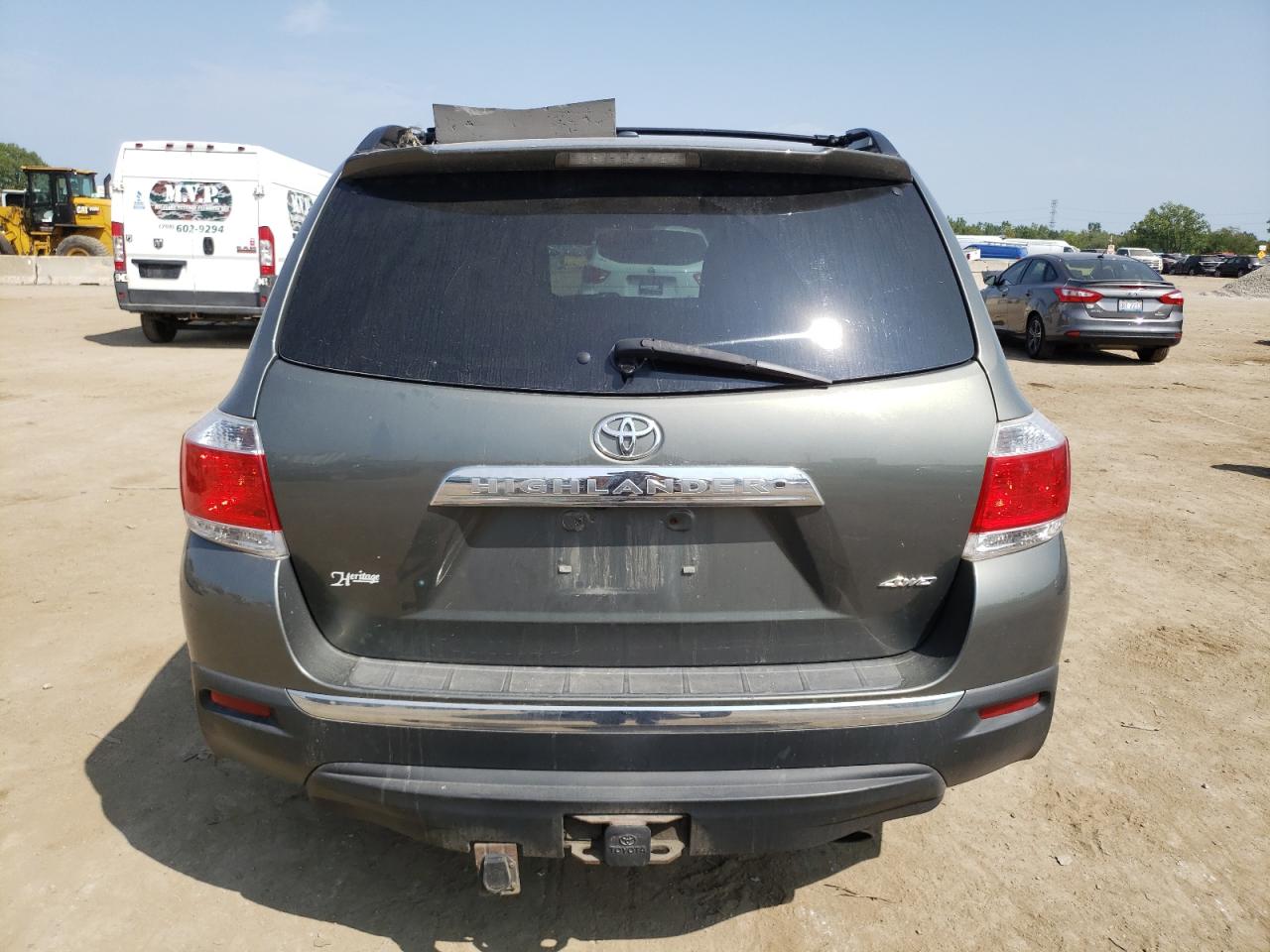 5TDBK3EHXCS110509 2012 Toyota Highlander Base