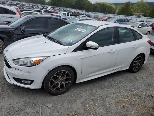 2015 Ford Focus Se na sprzedaż w Grantville, PA - Minor Dent/Scratches