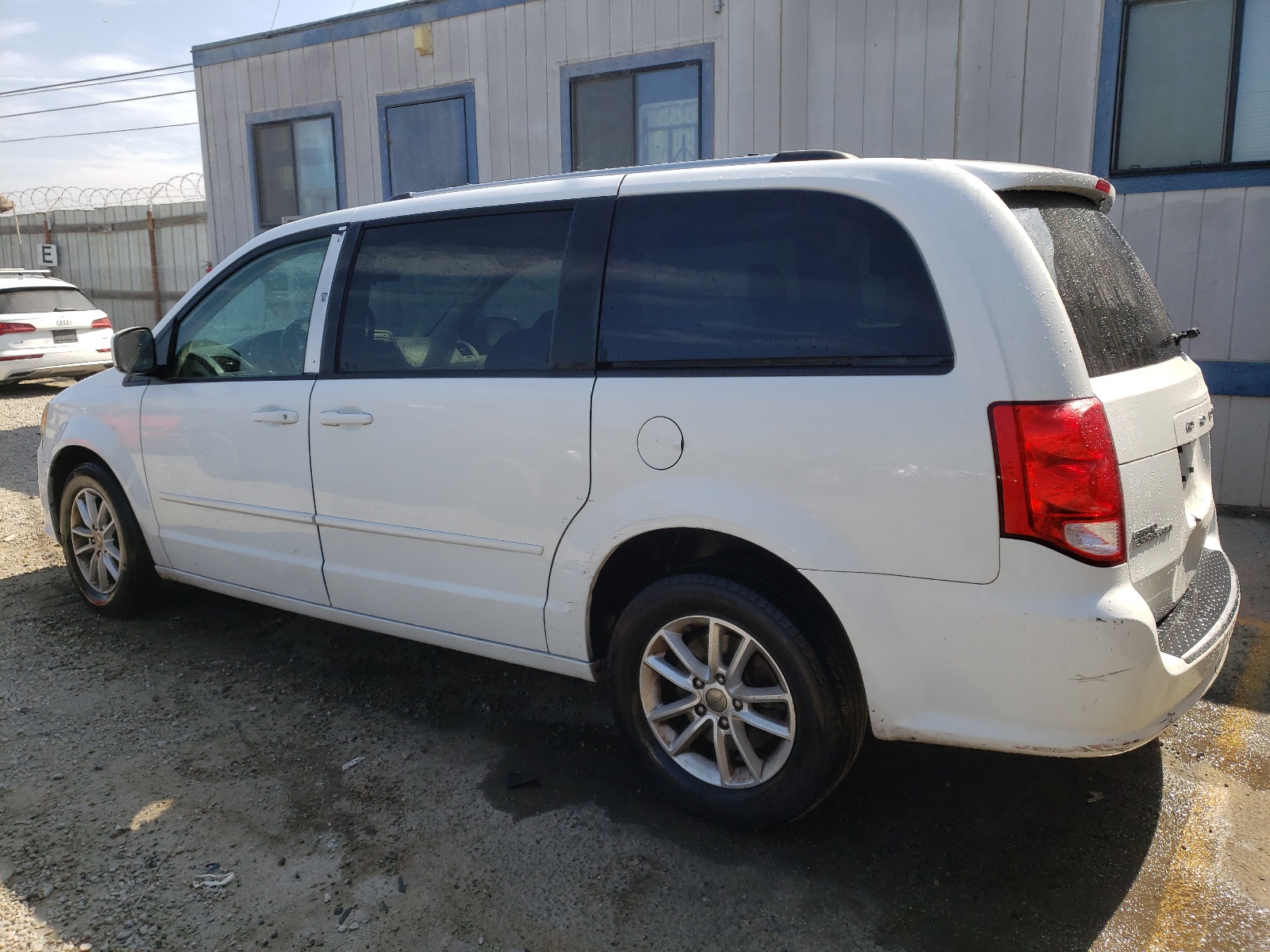 2014 Dodge Grand Caravan Sxt vin: 2C4RDGCG2ER393106