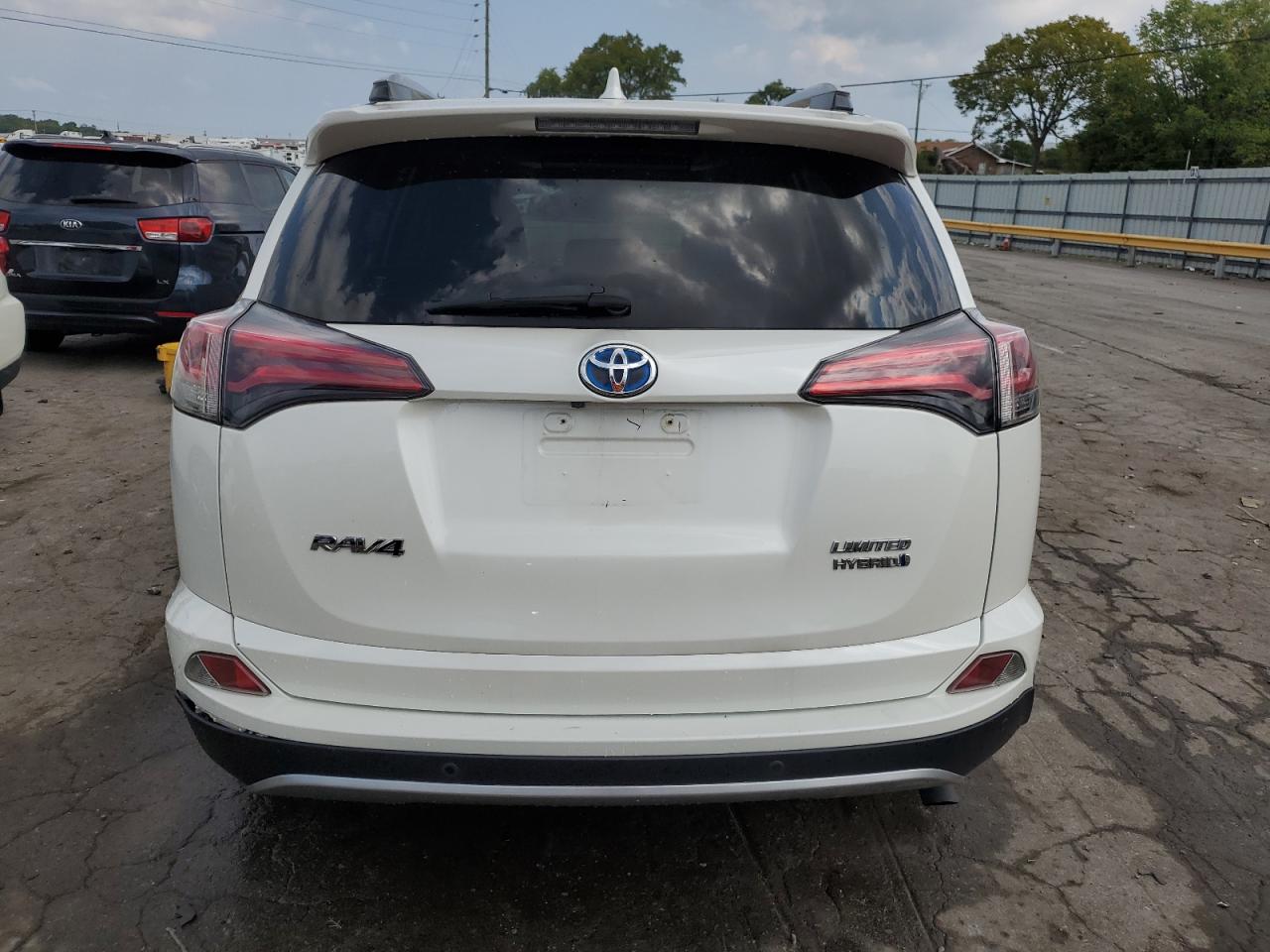 2017 Toyota Rav4 Hv Limited VIN: JTMDJREV7HD128764 Lot: 68095054