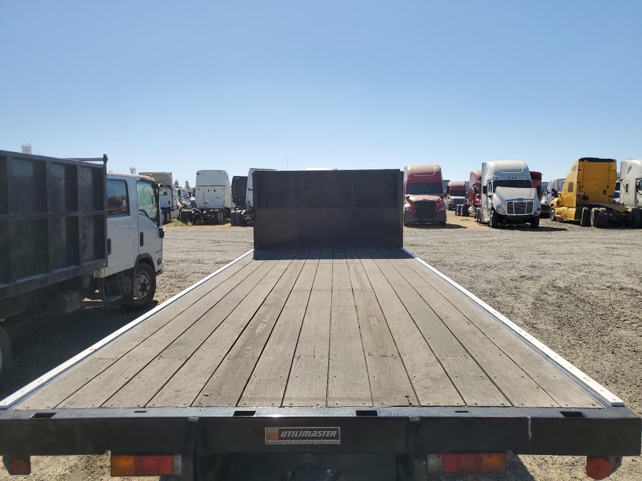4UZBVK114LGLS9434 2020 Mitsubishi Fuso Truck Of America Inc Fe Fec72S
