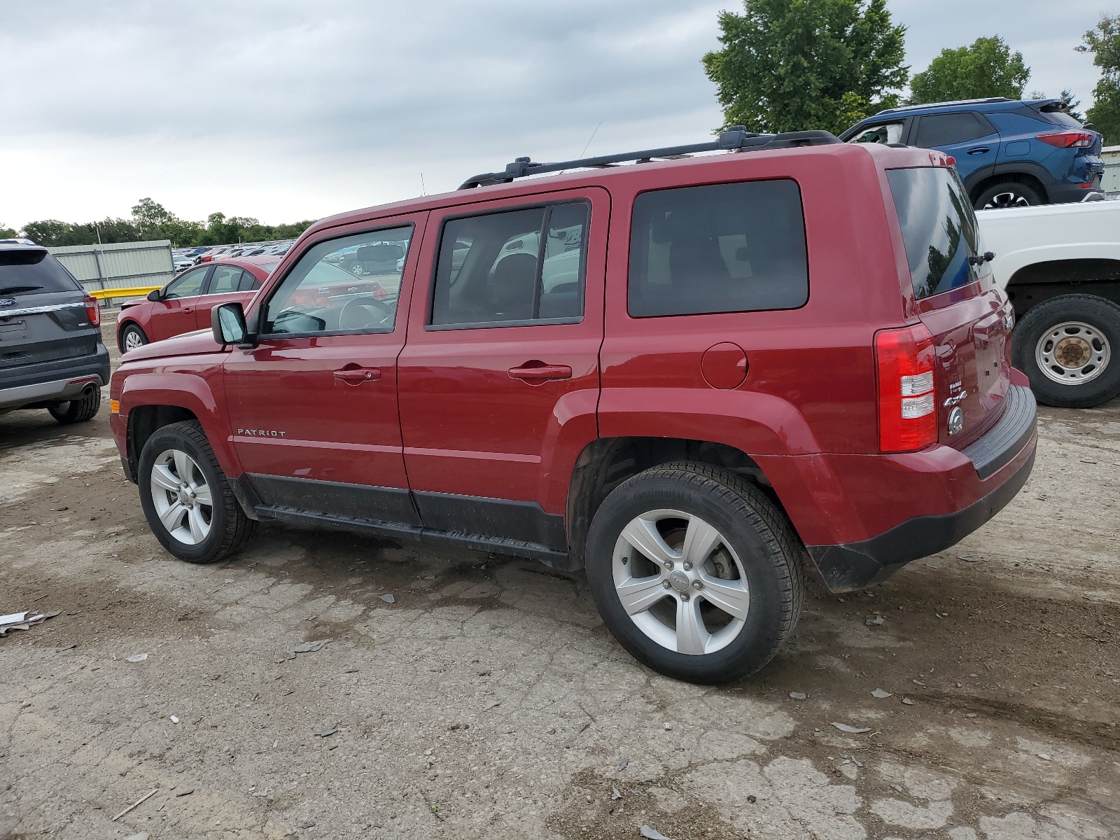 2013 Jeep Patriot Latitude vin: 1C4NJRFB0DD108536