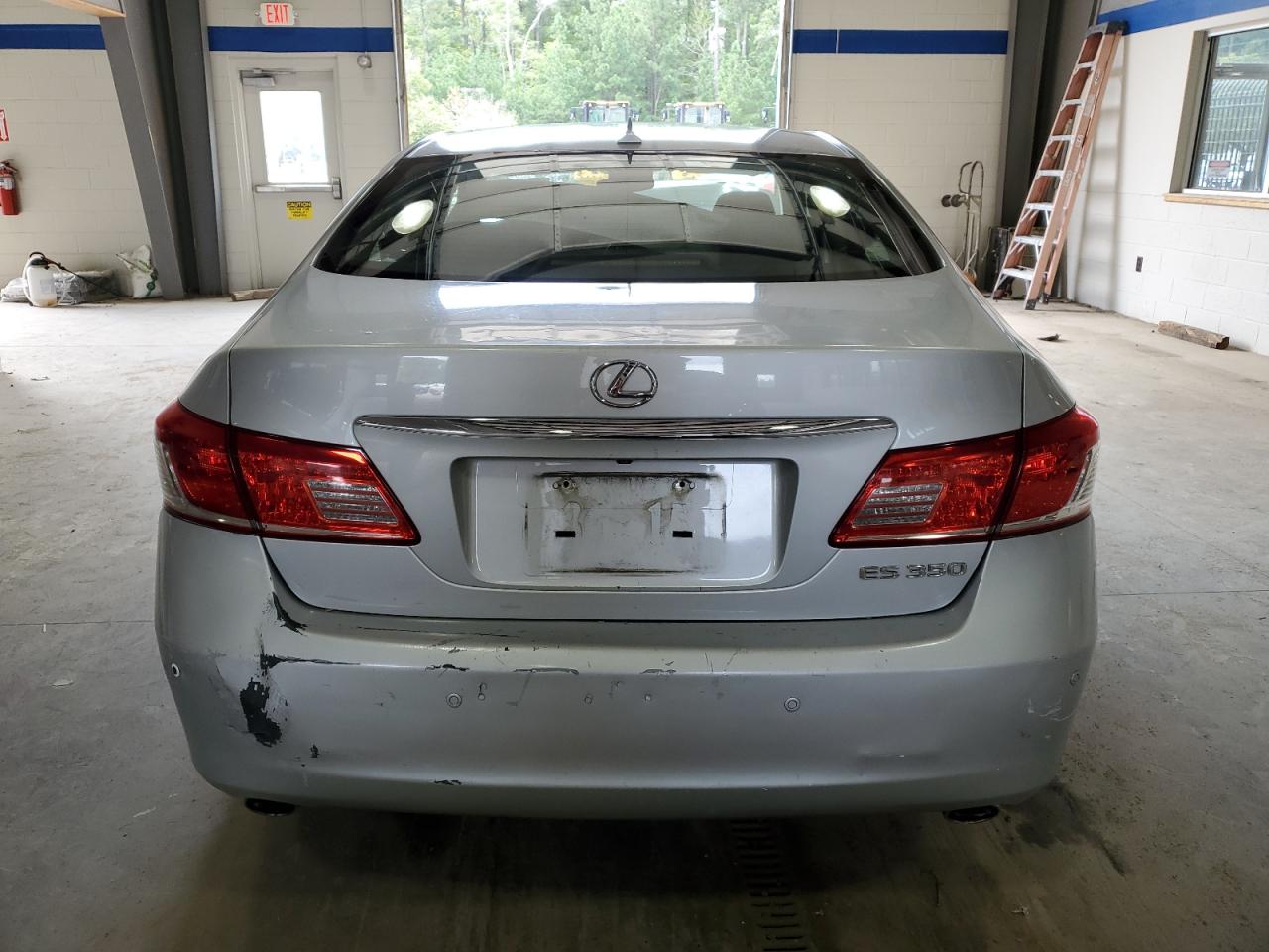 JTHBK1EG2B2431556 2011 Lexus Es 350