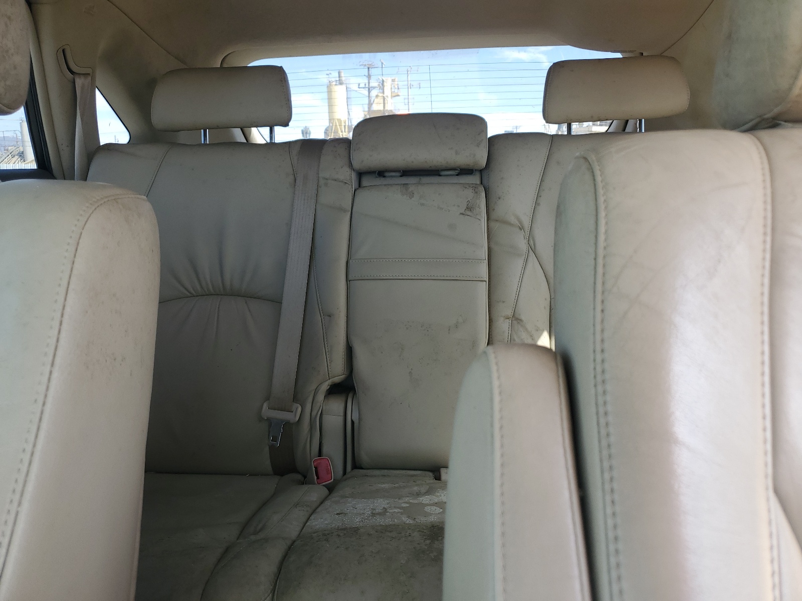 JTJGA31U240004374 2004 Lexus Rx 330