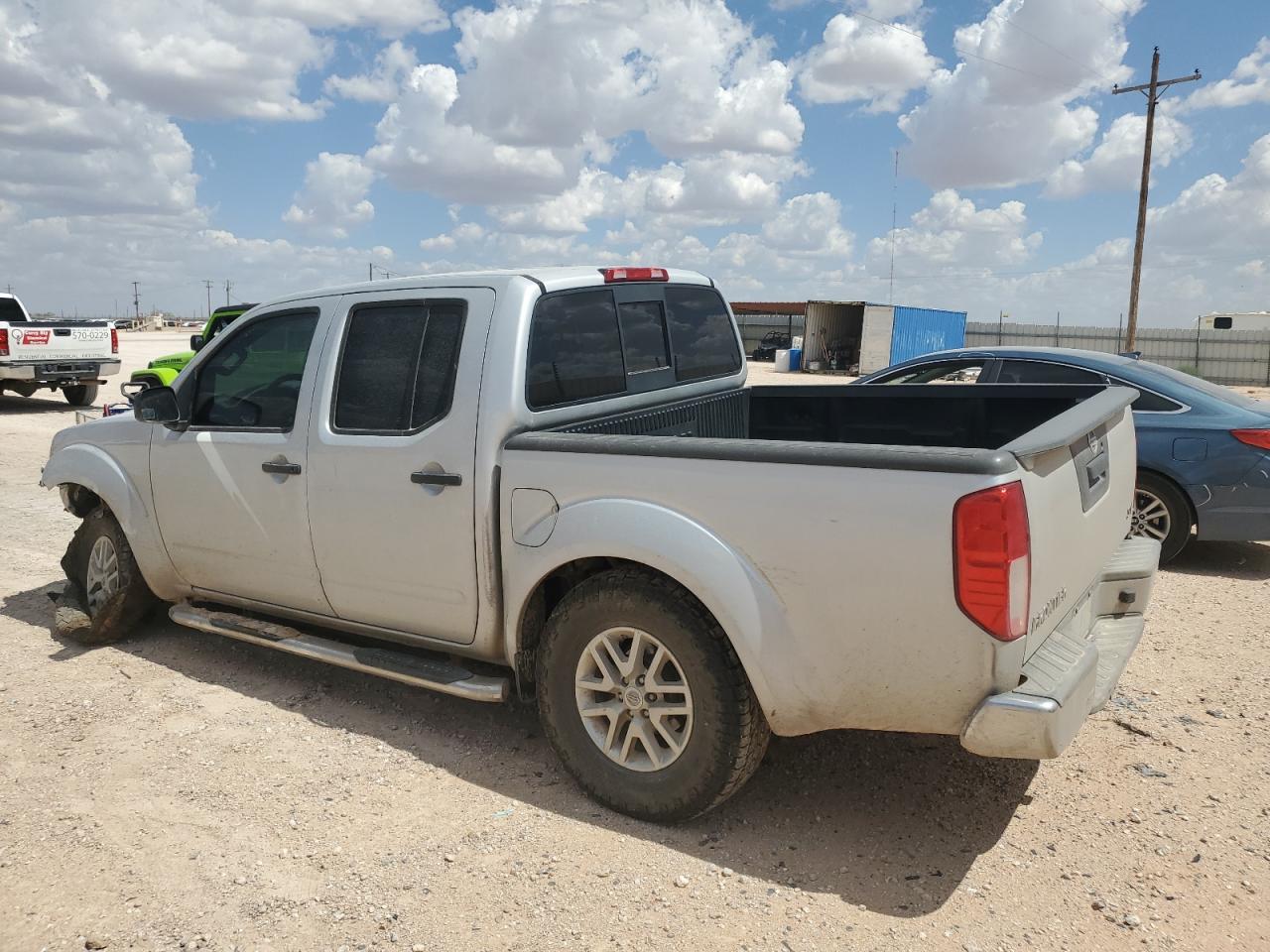 1N6AD0ERXGN794256 2016 NISSAN NAVARA - Image 2