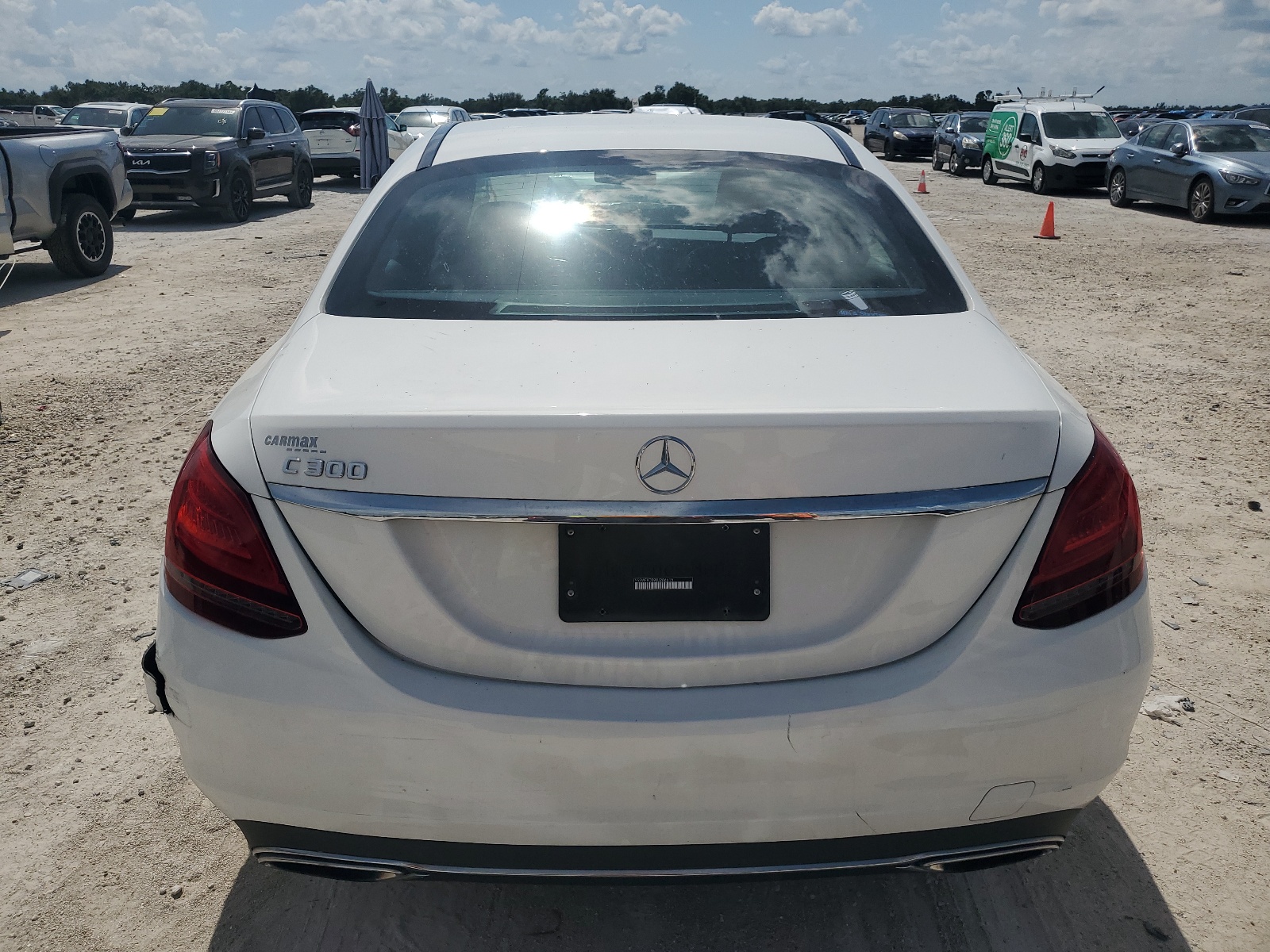 55SWF8DB9KU286615 2019 Mercedes-Benz C 300