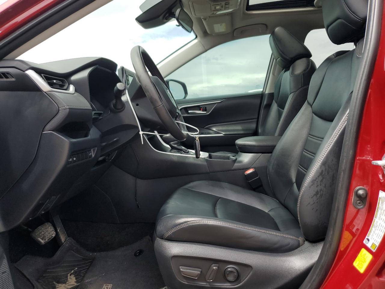 2020 Toyota Rav4 Xle Premium VIN: 2T3C1RFV1LW081978 Lot: 68711584