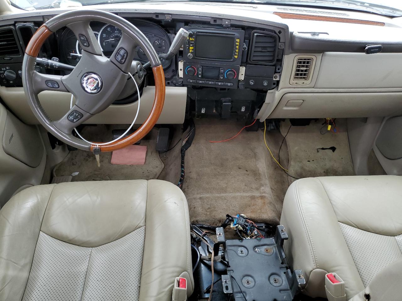 1GYEK63N24R296290 2004 Cadillac Escalade Luxury