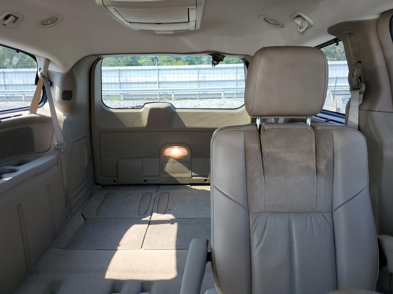 2013 Chrysler Town & Country Limited VIN: 2C4RC1GG6DR598288 Lot: 66174794