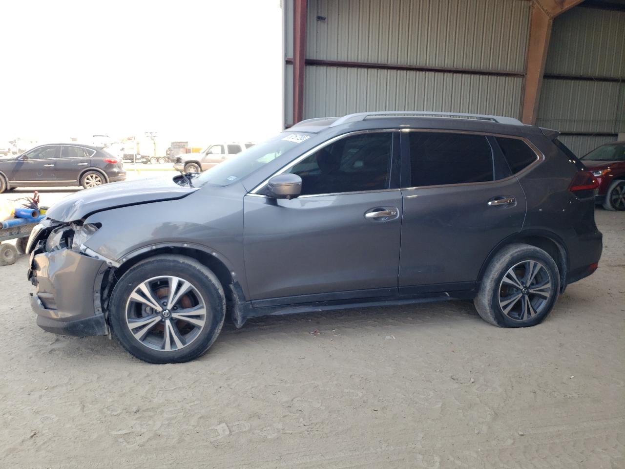 5N1AT2MT2KC735152 2019 NISSAN ROGUE - Image 1