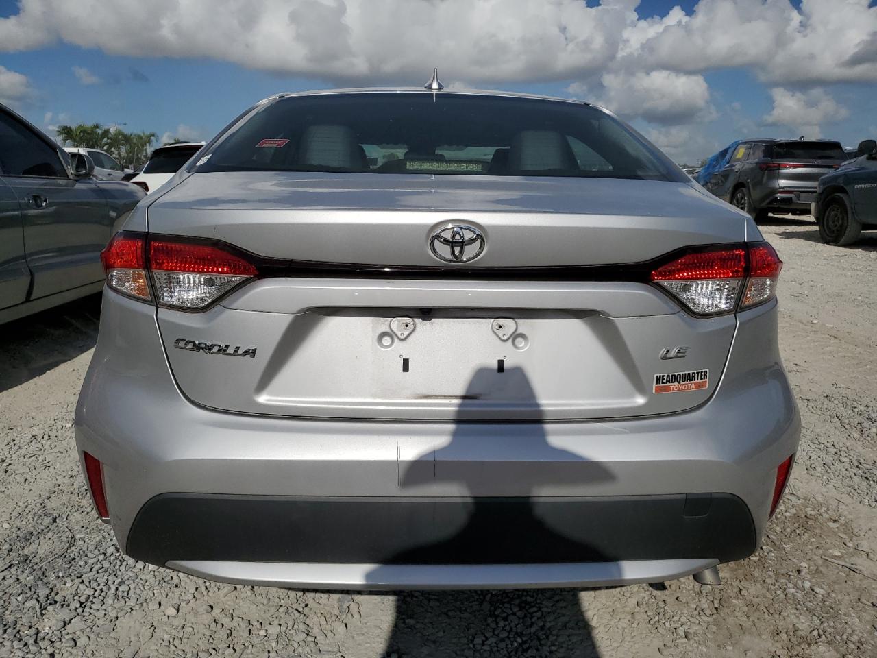 2020 Toyota Corolla Le VIN: JTDEPRAE8LJ100457 Lot: 65041284