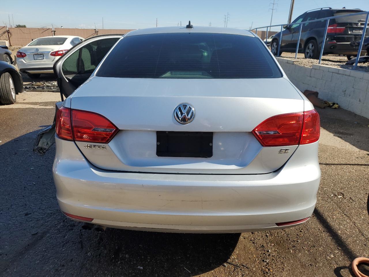 3VWD07AJ9EM396416 2014 Volkswagen Jetta Se